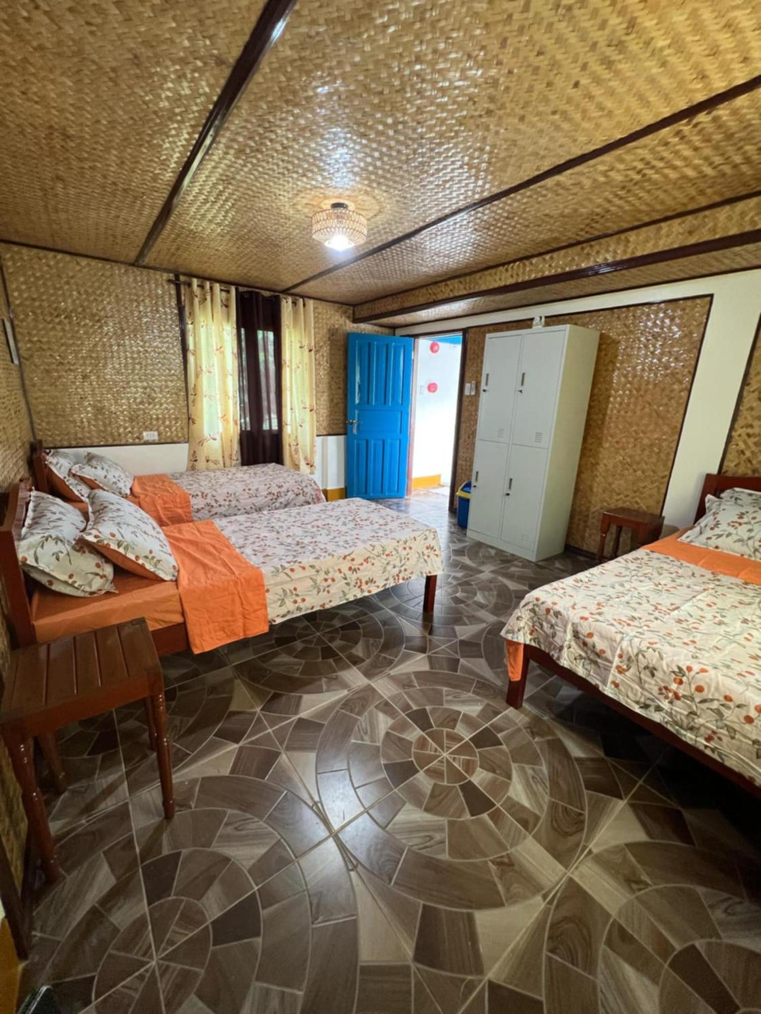 Itaytay Princesa Michaella Hostel מראה חיצוני תמונה