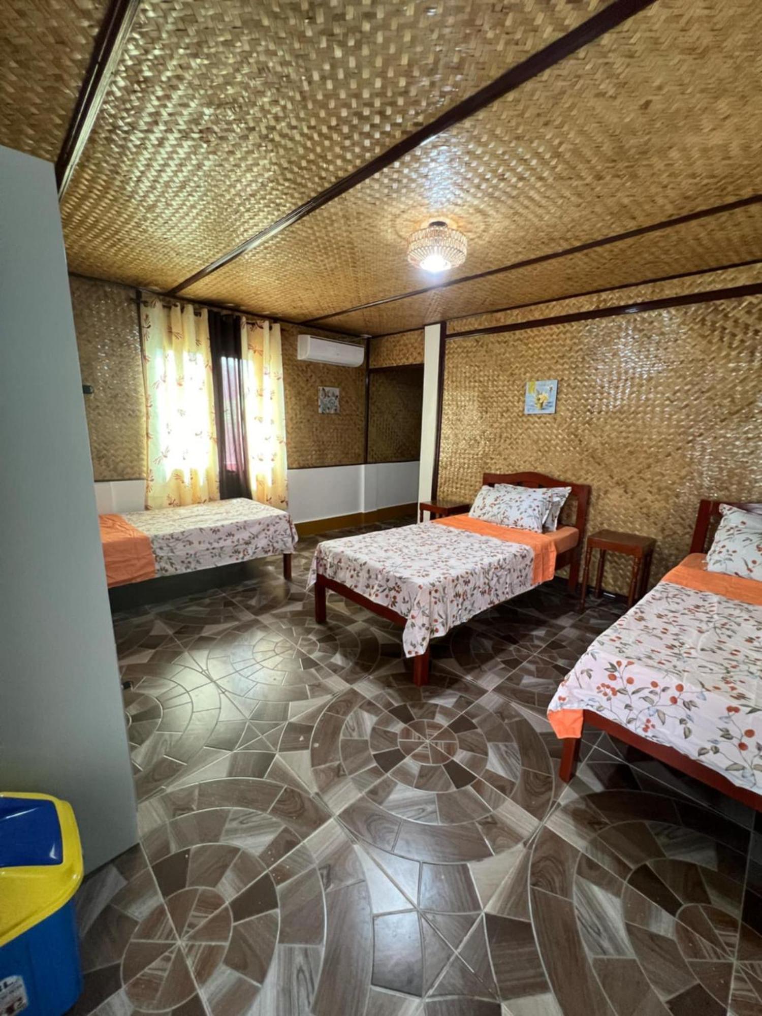 Itaytay Princesa Michaella Hostel מראה חיצוני תמונה