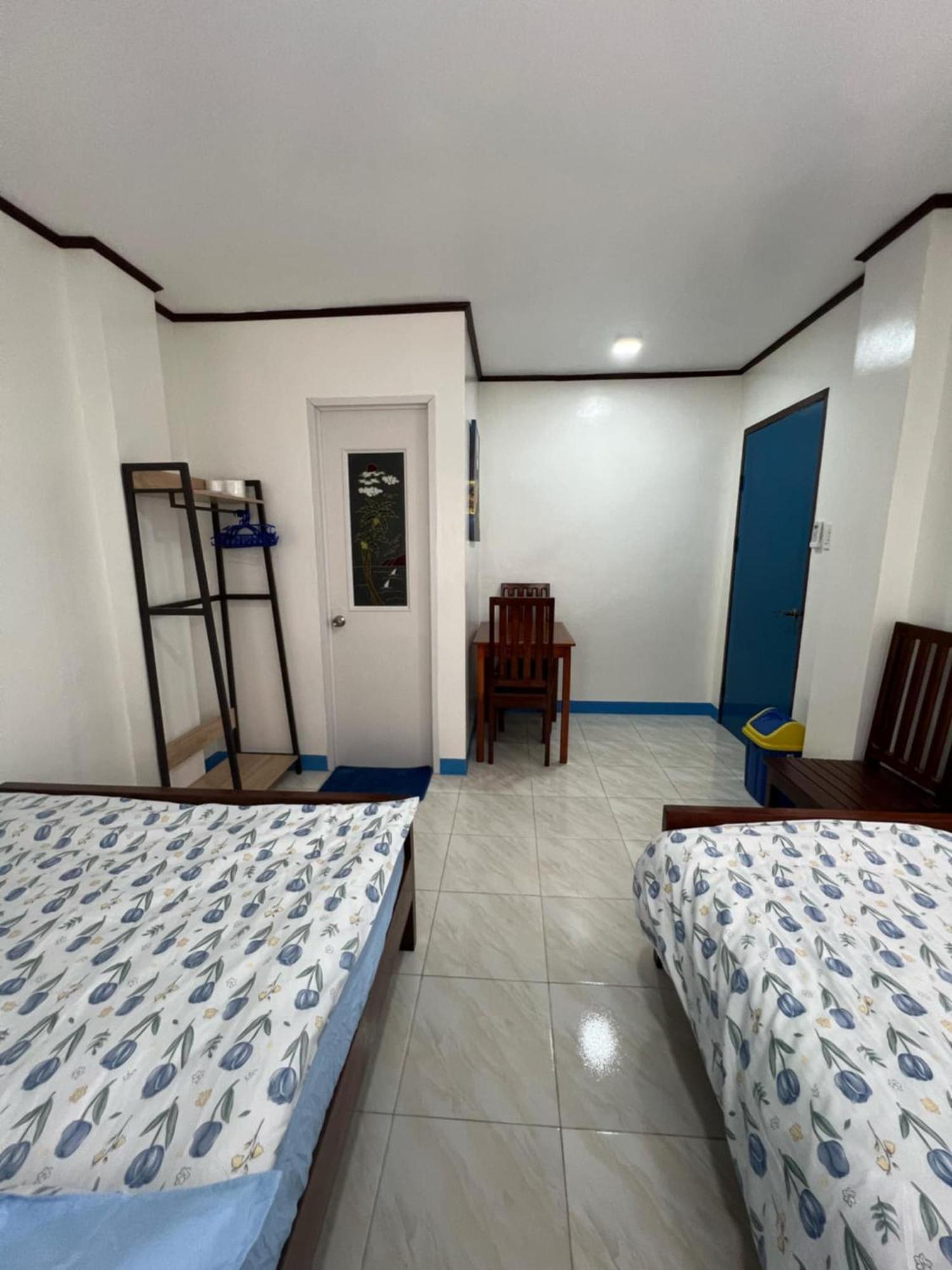 Itaytay Princesa Michaella Hostel מראה חיצוני תמונה